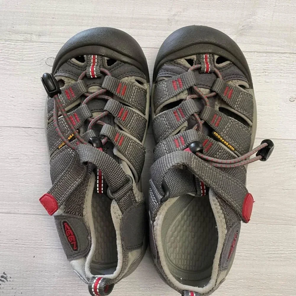 Kids Keen‎ Sandals Size 1